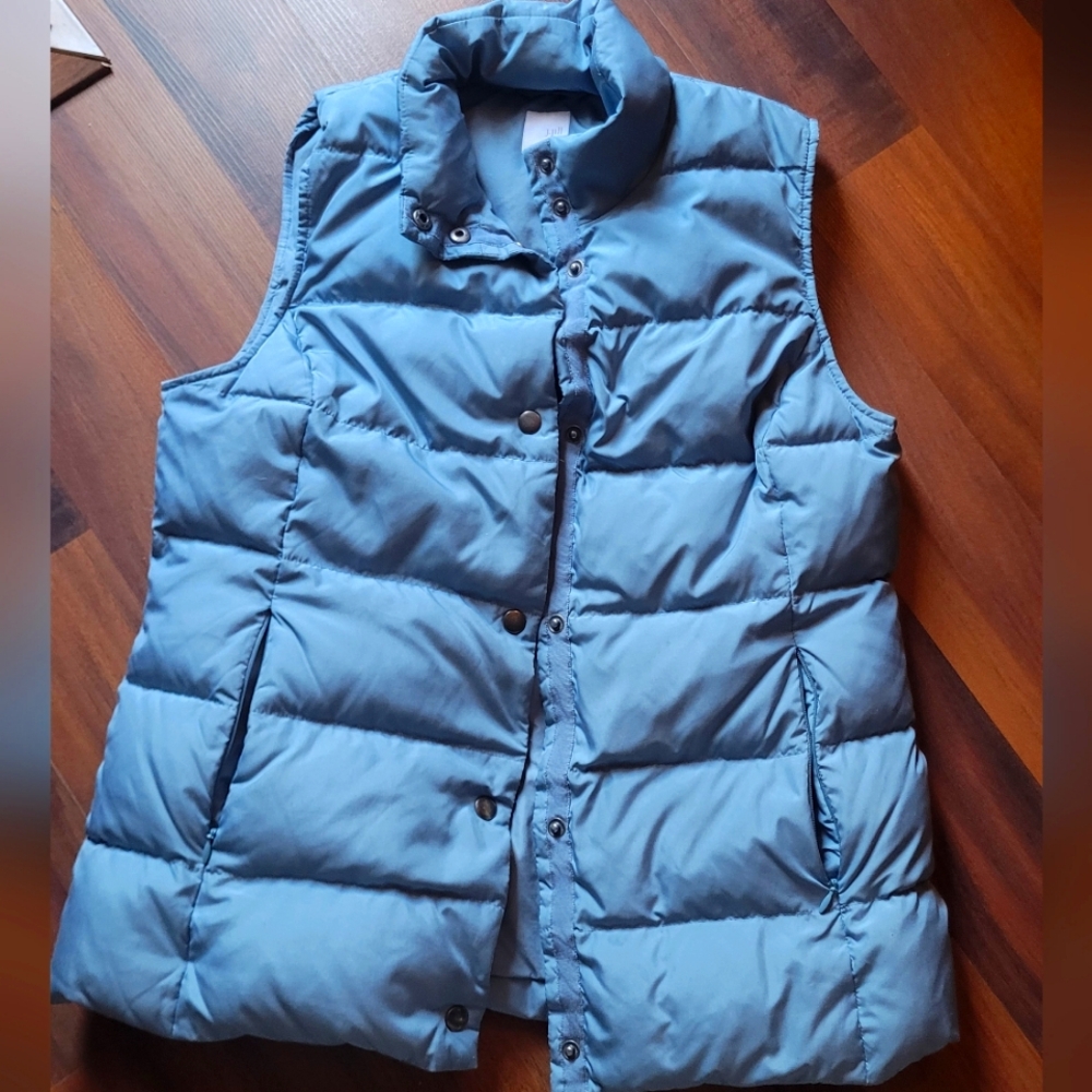 Sky blue J. Jill puffer vest